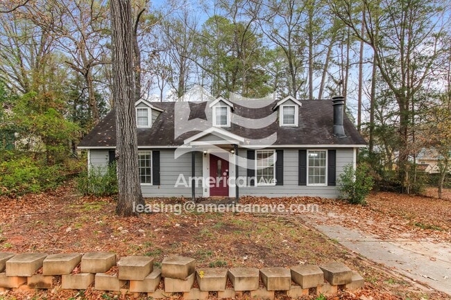 property at 421 Kingshead Ct