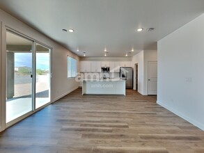 12644 W Adair Dr in Glendale, AZ - Foto de edificio - Building Photo