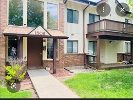 1502 Summer Run Dr in Florissant, MO - Building Photo