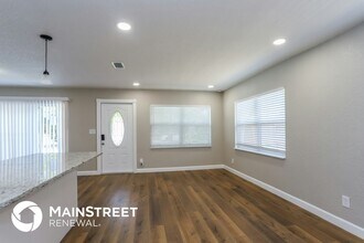 7144 35th Ave N in St. Petersburg, FL - Building Photo - Building Photo