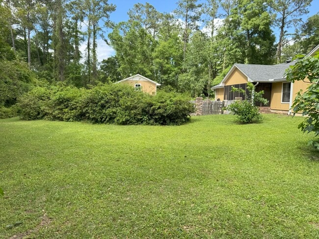 3708 Carrington Pl in Tallahassee, FL - Building Photo - Building Photo