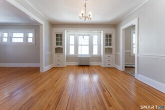 45 Boulanger Ave in West Hartford, CT - Building Photo - Building Photo