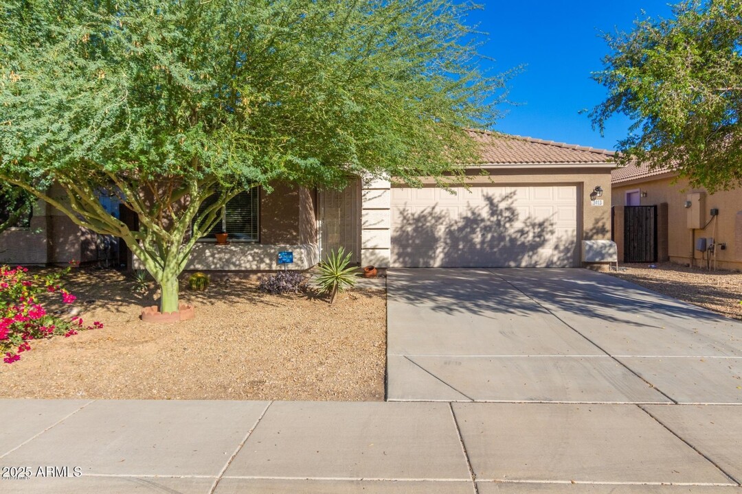 3413 S 96th Ave in Tolleson, AZ - Building Photo