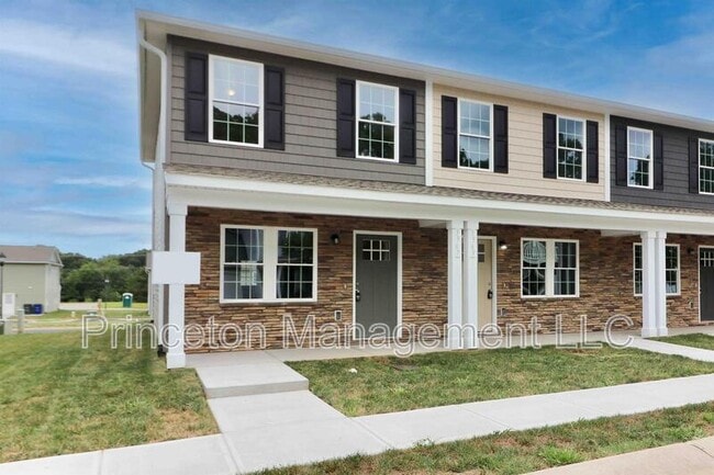 3967 Newhall Dr NW in Hickory, NC - Building Photo - Building Photo