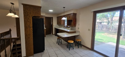 409 Oak Park Dr in McPherson, KS - Building Photo - Building Photo