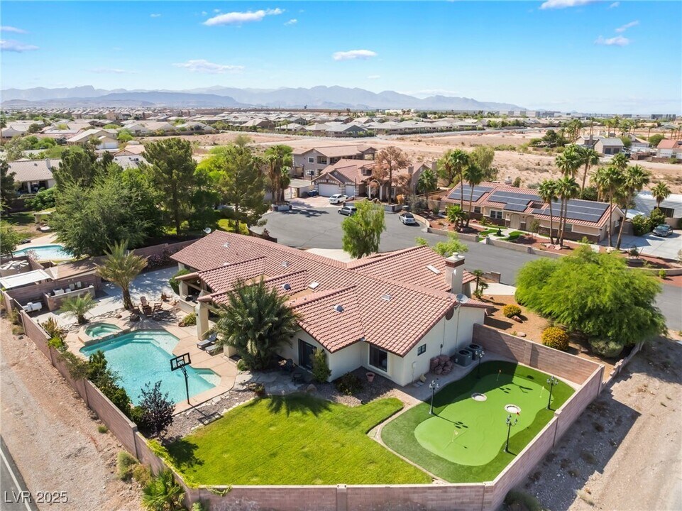 9385 Mohawk St in Las Vegas, NV - Building Photo