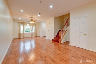 609 Blossom Cir in Dayton, NJ - Building Photo - Building Photo