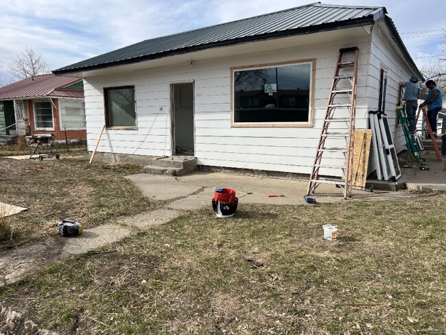 property at 1535 2nd St
