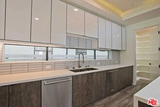 1622 S Bedford St in Los Angeles, CA - Building Photo - Building Photo