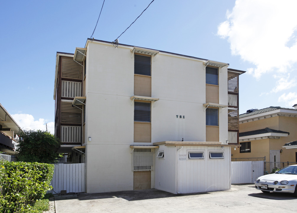 721 Alder St in Honolulu, HI - Building Photo