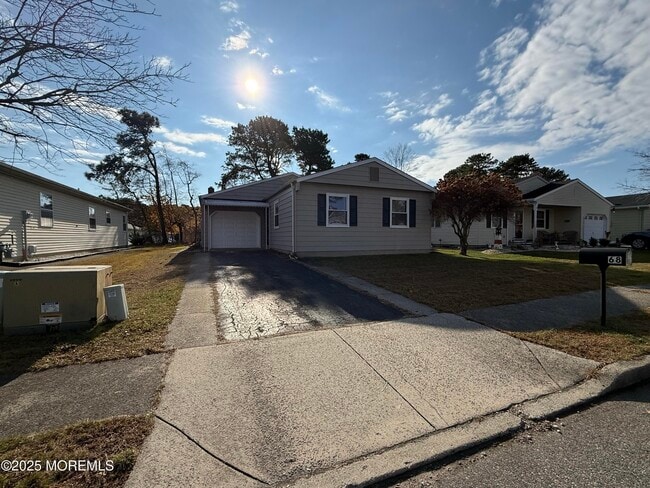 68 Virgin Islands Dr in Toms River, NJ - Building Photo - Building Photo