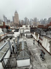 692 10th Ave, Unit SI ID1323940P in New York, NY - Building Photo - Building Photo