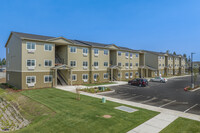 Autumn Woods in Salem, OR - Foto de edificio - Building Photo