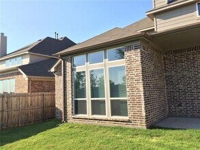2560 Valley Glen Dr in Little Elm, TX - Building Photo - Building Photo