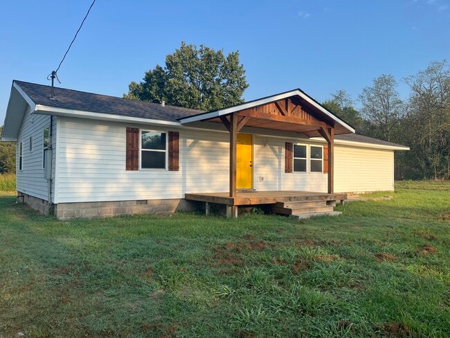 property at 805 S Frey St
