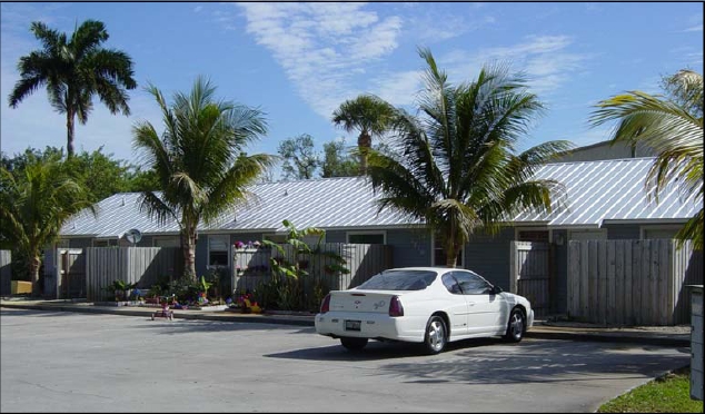 Apartment Complex in Vero Beach, FL - Foto de edificio