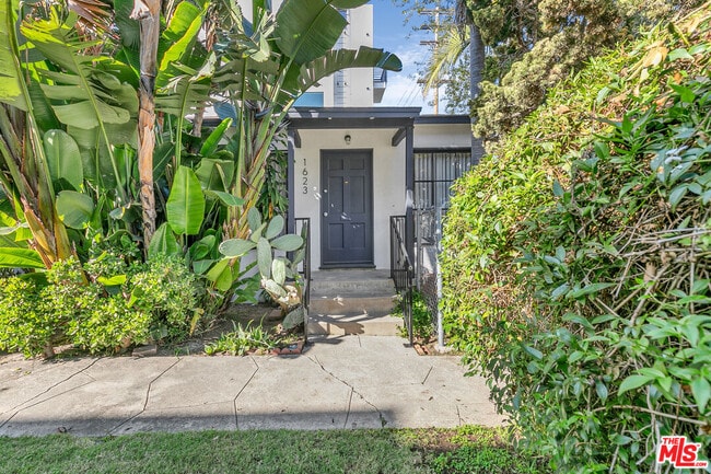 property at 1623 S Bundy Dr