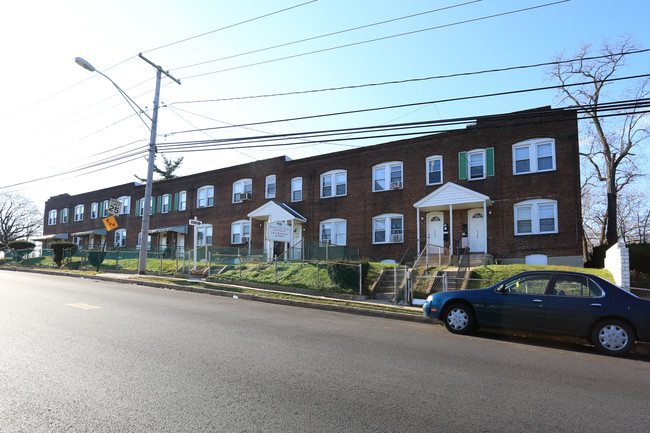 Baybrook Park Apartments in Baltimore, MD - Building Photo - Building Photo