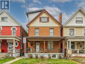 333 Emerald St N in Hamilton, ON - Building Photo - Building Photo