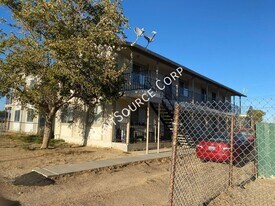 15582 L St in Mojave, CA - Building Photo