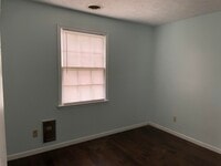 991 Neilson St photo'
