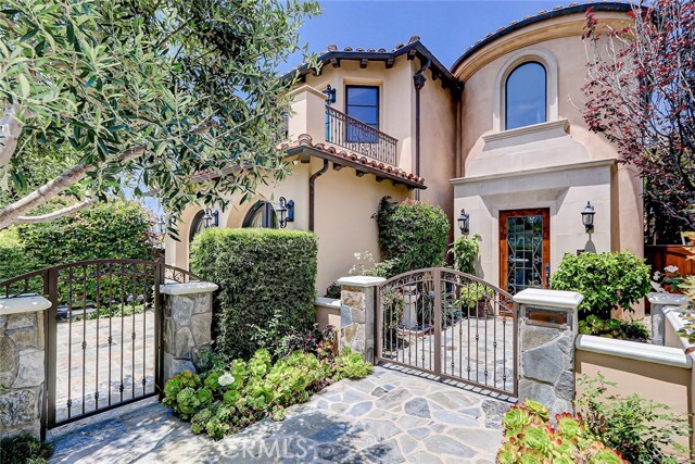 property at 853 6th St