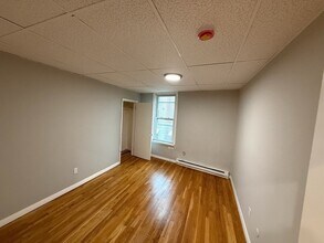 83 Haven St in Reading, MA - Building Photo - Building Photo