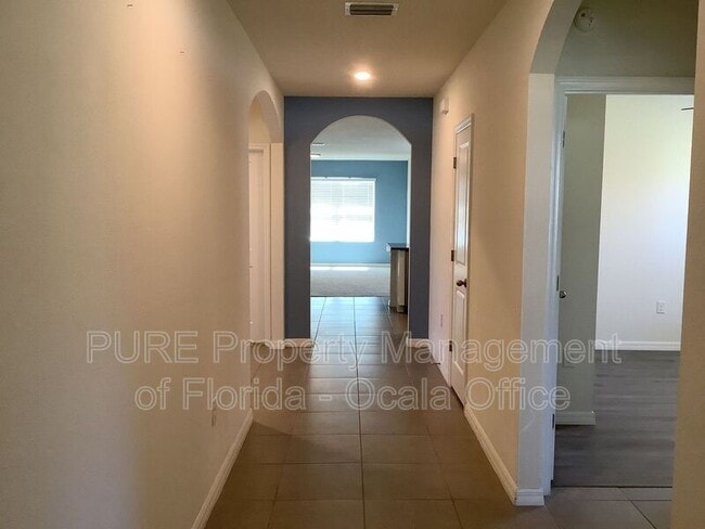 4950 NE 15th Pl in Ocala, FL - Building Photo - Building Photo