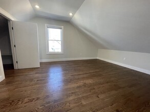 49 Alpine St, Unit 2 in Boston, MA - Building Photo - Building Photo