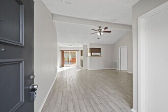 7227 Colima Dr in Houston, TX - Building Photo - Building Photo