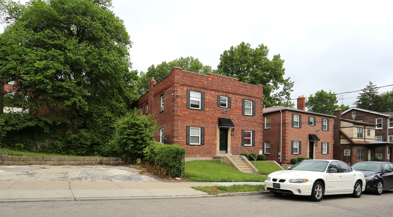 2909 Euclid Ave in Cincinnati, OH - Building Photo