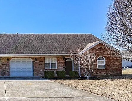 281 Lansing Ave in Paducah, KY - Building Photo