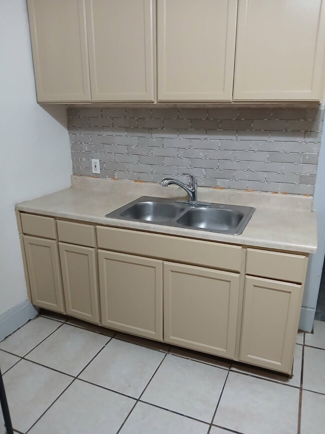 15448 Calcutta Ave, Unit DOWN Unit