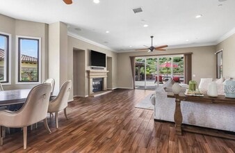 7305 Augusta Dr in Moorpark, CA - Building Photo - Building Photo