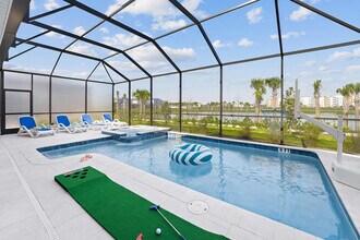 5587 Asterisk Ave in Orlando, FL - Building Photo - Building Photo