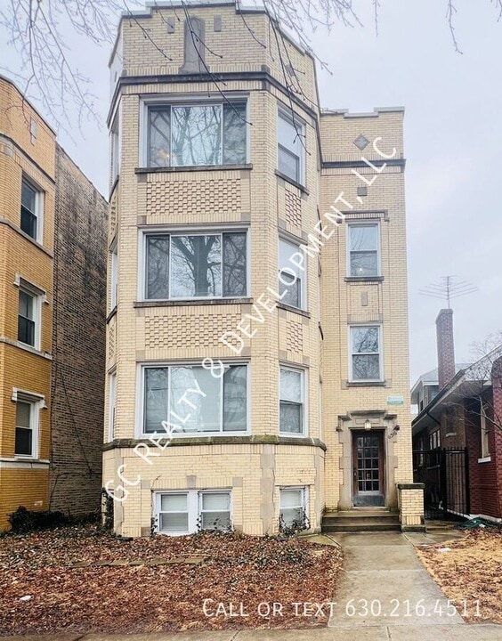 6316 N Rockwell St in Chicago, IL - Building Photo