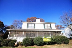 03A Pointer Ln in Greenville, SC - Building Photo