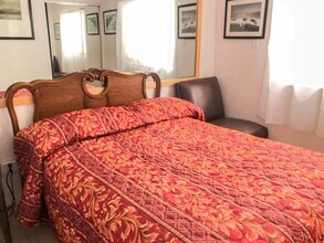 3237 Ocean Front Walk in San Diego, CA - Building Photo - Building Photo