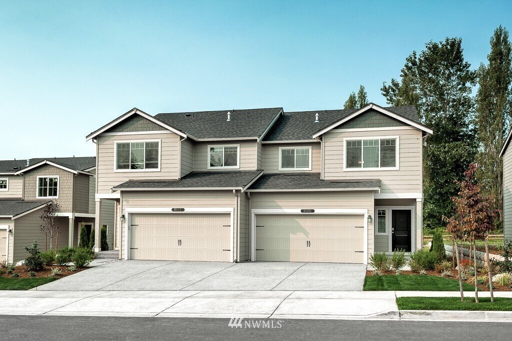 6556 Yorktown Plz NE in Bremerton, WA - Building Photo