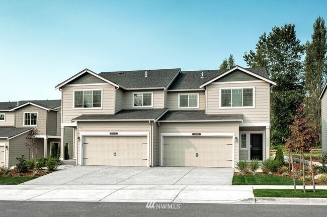 property at 6556 Yorktown Plz NE