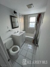 61 Willow St in Carteret, NJ - Building Photo - Building Photo