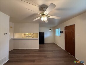 163 Richter Ln in New Braunfels, TX - Building Photo - Building Photo