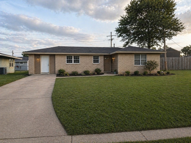 property at 5340 Bettes Ln