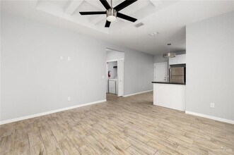 9 Valeria St in Edinburg, TX - Building Photo - Building Photo