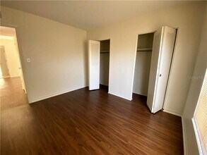 7611 Paula Dr-Unit -2 in Tampa, FL - Building Photo - Building Photo