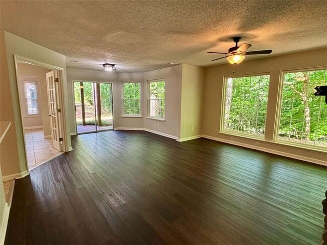 320 Hawkstone Way in Alpharetta, GA - Building Photo - Building Photo