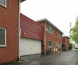 2868 Noble Rd in Cleveland Heights, OH - Foto de edificio - Building Photo