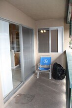 3297 Caminito Quixote in San Diego, CA - Building Photo - Building Photo