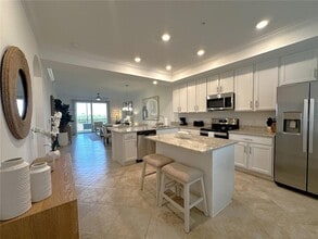 14071 Heritage Landing Blvd, Unit 325 in Punta Gorda, FL - Building Photo - Building Photo