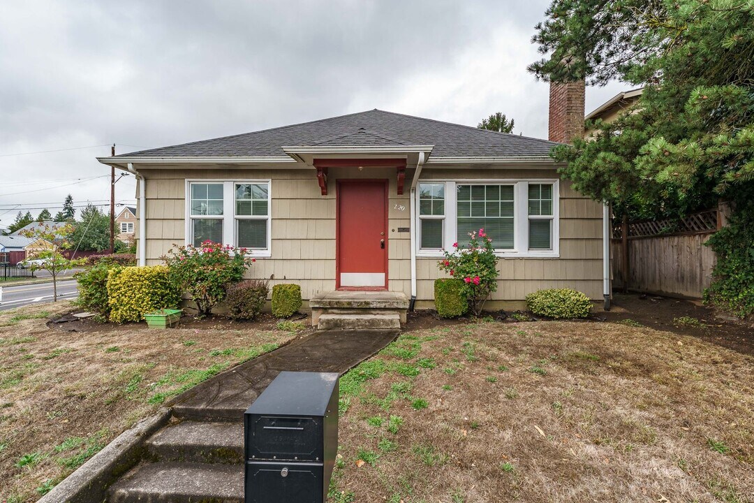 2601 Columbia St in Vancouver, WA - Building Photo